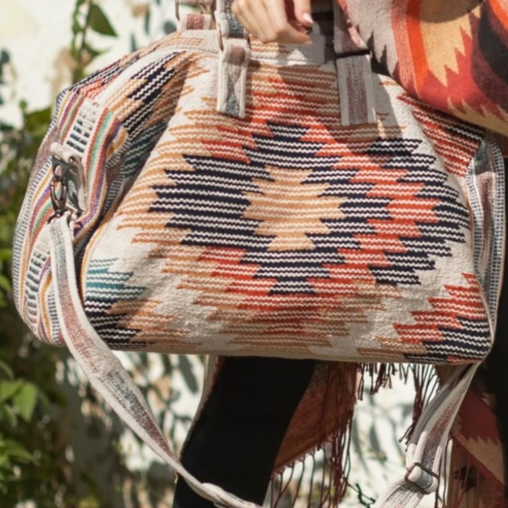 90. LAST 1! Blue Vacation Bag Woven Boho Bohemian Aztec Duffle Travel Weekender - Picture 7 of 7